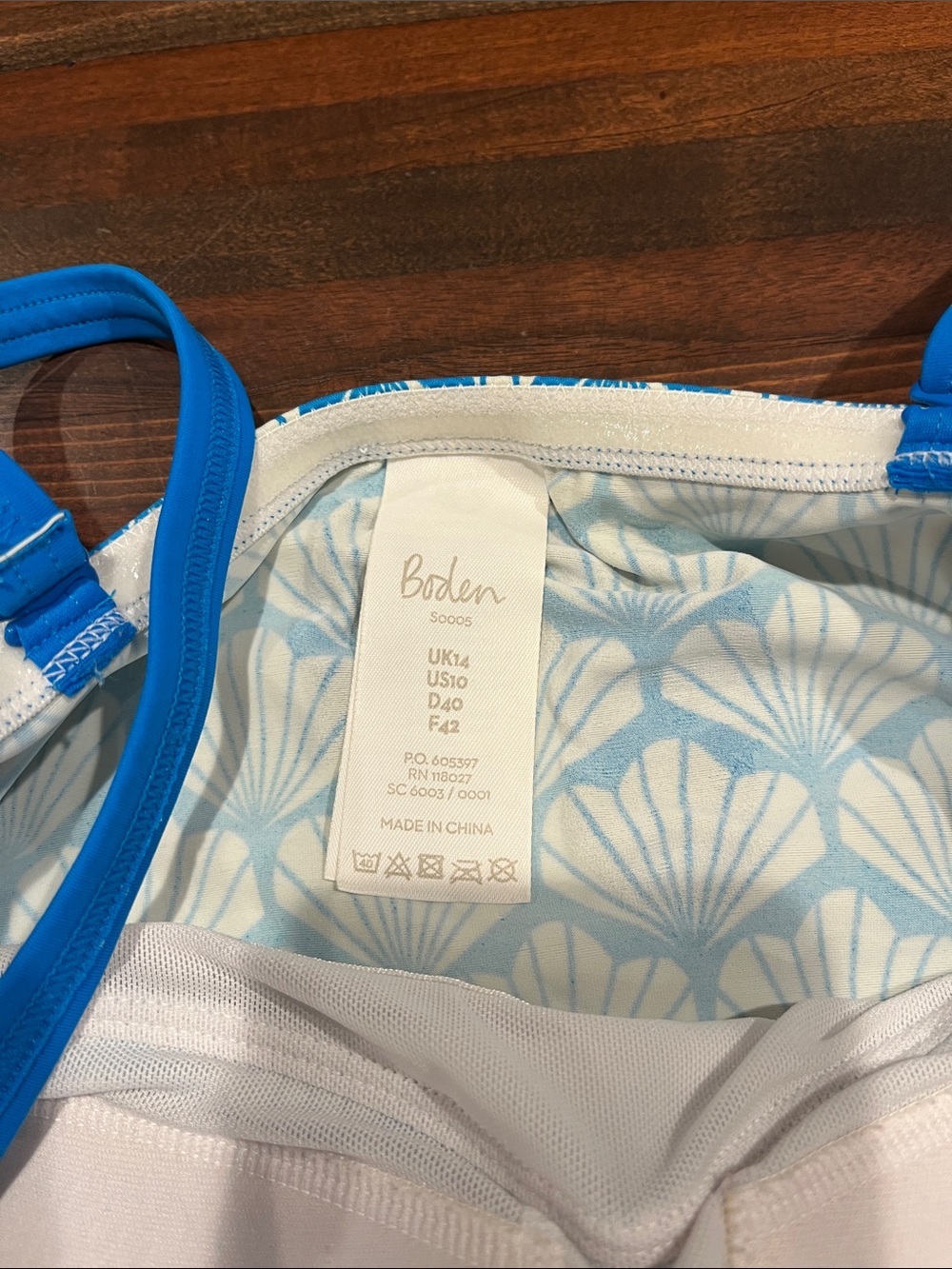 Boden Blue and White Shell-Print Tankini Top size 10 - Picture 2 of 4